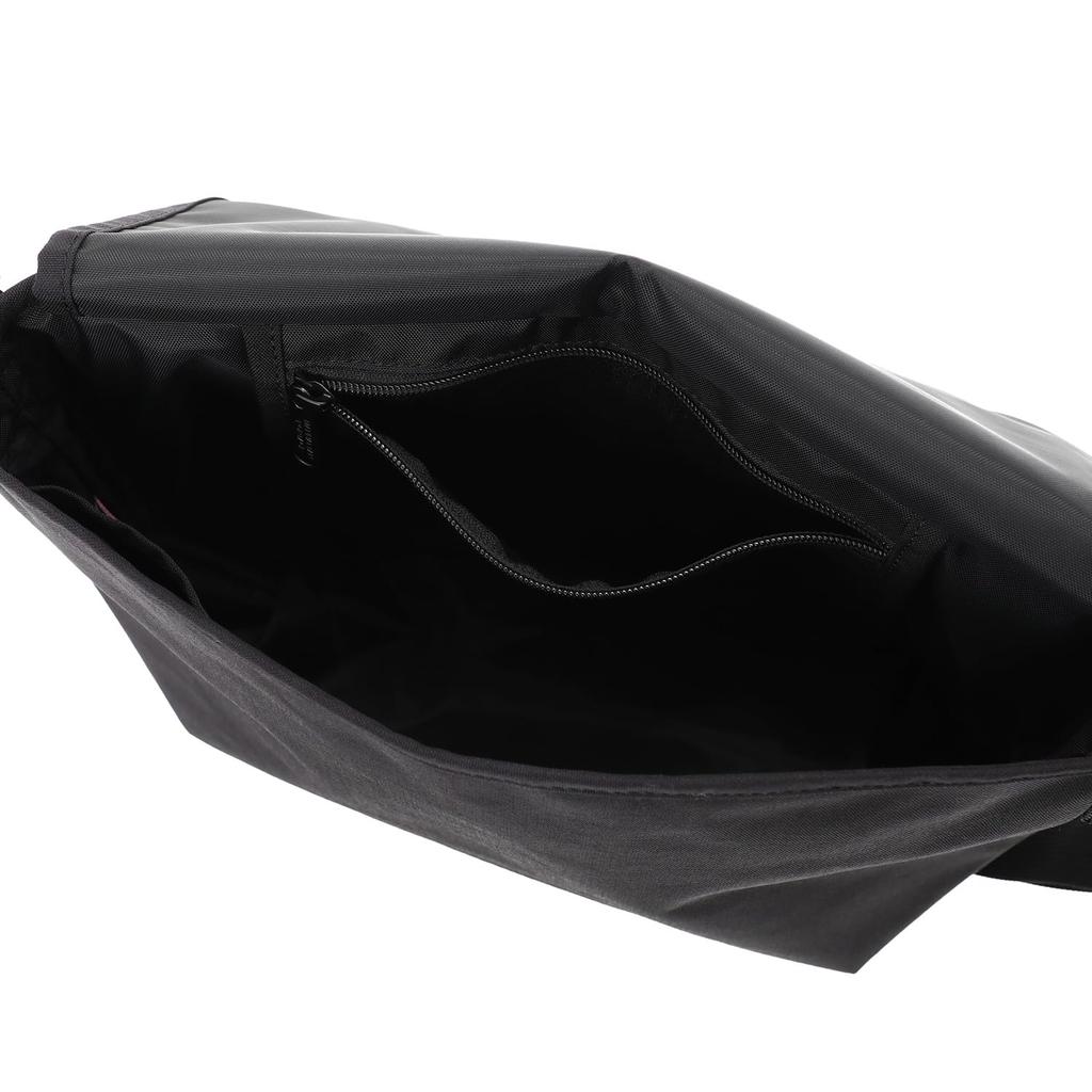Authentic Messenger Bag CASUAL MESSENGER SLIM 500D CORDURA KUROMI MP05JRSBPDMGNT500KRM [Manhattan Portage] [Official]