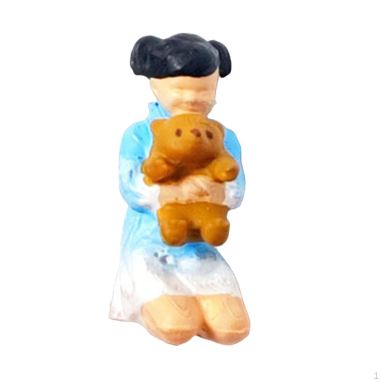 1/64 People Figures Kids Kissing Teddy Bear Crafts Resin Miniature Model for Scenery Landscape синий