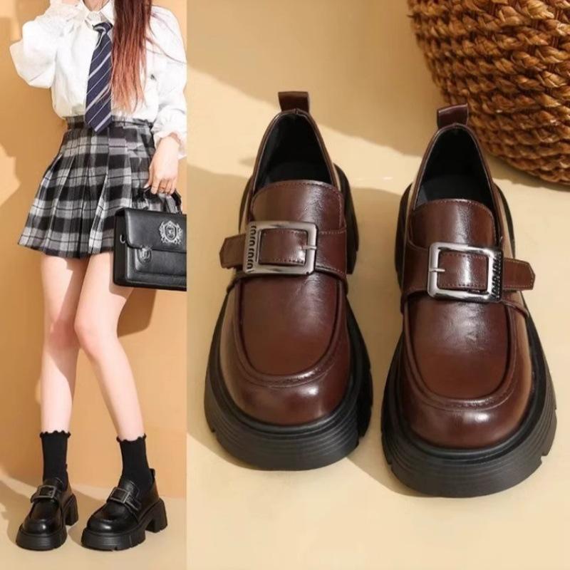 Black with skirt versatile loafers 2025 new spring and autumn retro British style small leather shoes with heightened thick soles