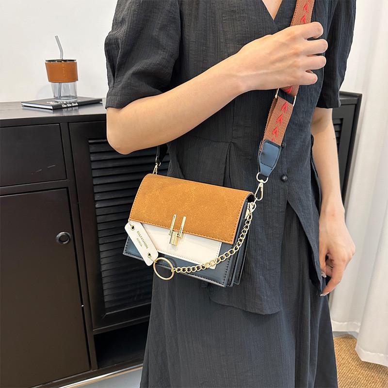 Stylish Vintage Mini Shoulder Bag With Wide Strap Ideal For Daily Casual Outfits