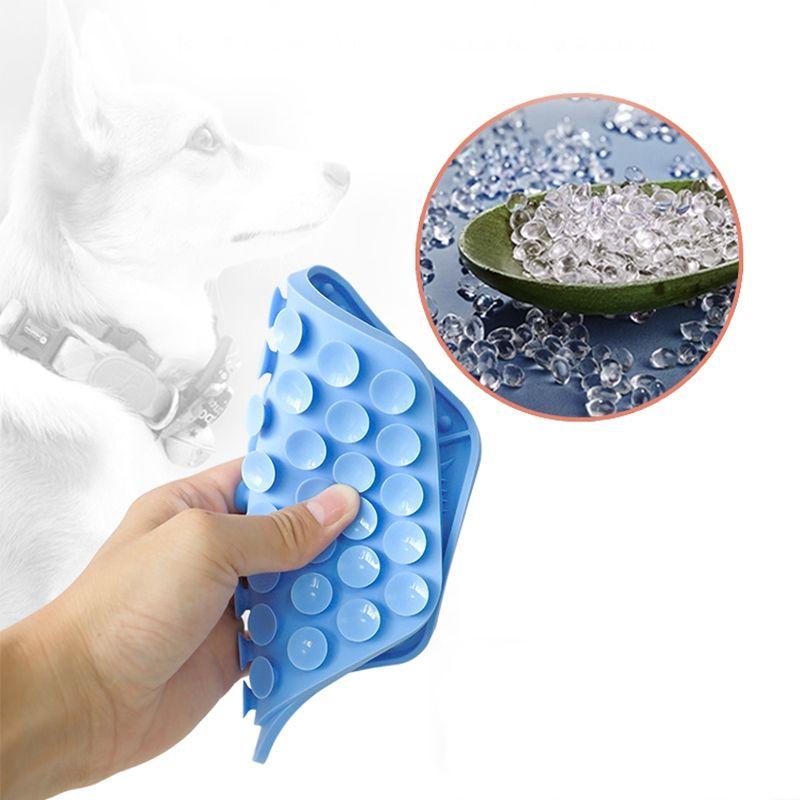 Silicone Square Shape Dog Slow Feeder Lick Mat with Suction Cup for Anxiety Relief and Calming Bathing Pets Bowls