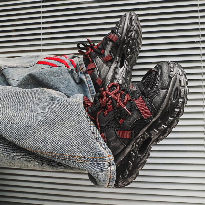 Farbige und alte Hong Kong Stil Nischen-Leichtluxus Niedrig geschnittene Dämpfende Sportschuhe mit dicker Sohle Rutschfest und verschleißfest Papa Schuhe