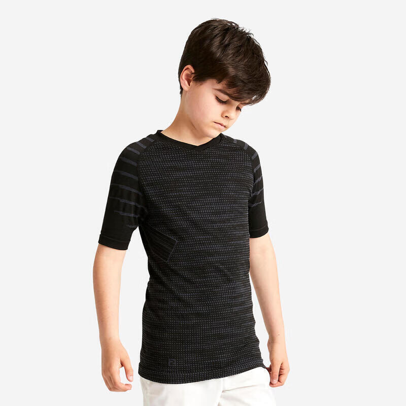 

Decathlon Youth Breathable Short Sleeve Football Training T-Shirt 141-150cm (10-11 years)
