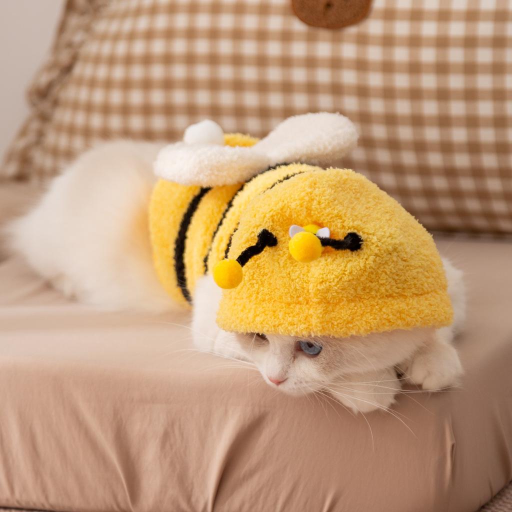 2026 Pet Kitten Clothes COS 3D Bee Transformation Dress Small Dog Autumn/Winter Velvet Clothes Dog Clothes