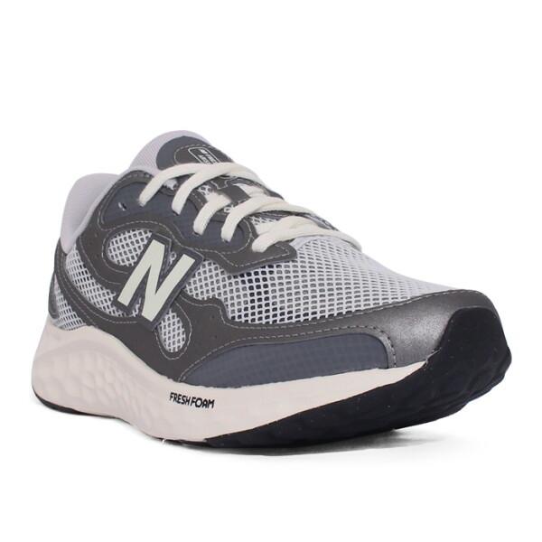 New Balance Кросівки Fresh Foam Взуття для бігу