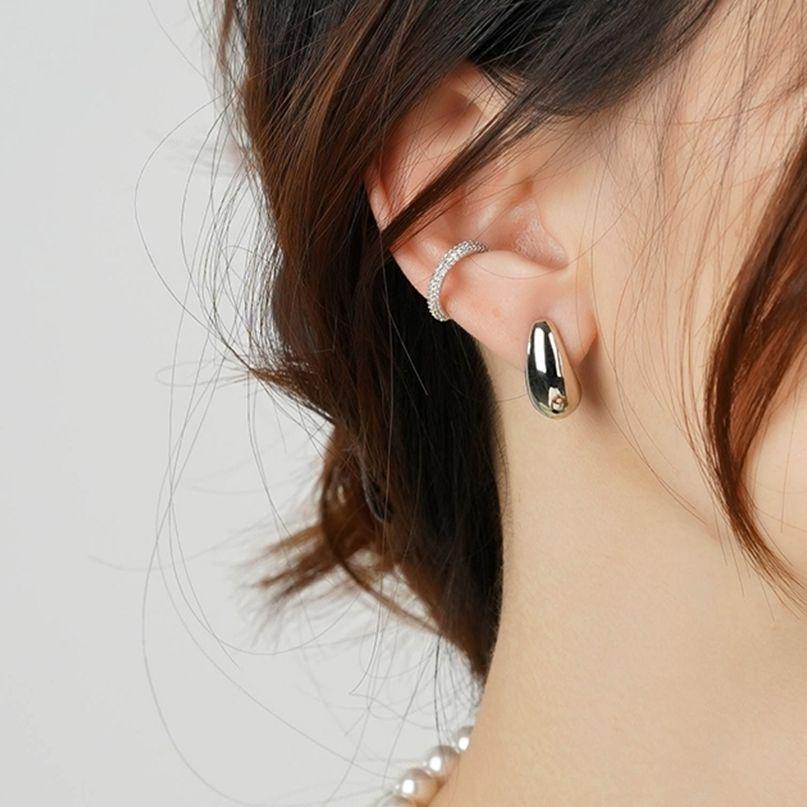 

Ретро Геометрические Серьги-Кольца: Женский Высококлассный Европейский и Американский Стиль, Корейская Титановая Сталь, Универсальный и Преувеличенный Дизайн