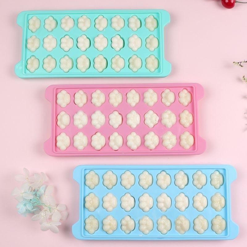 24 Grid Cartoon Cat Claw Silicone Ice Tray Mold Frozen Box Chocolate Candy Biscuit Jelly Making Set Cake Decor Soap Candle Mould