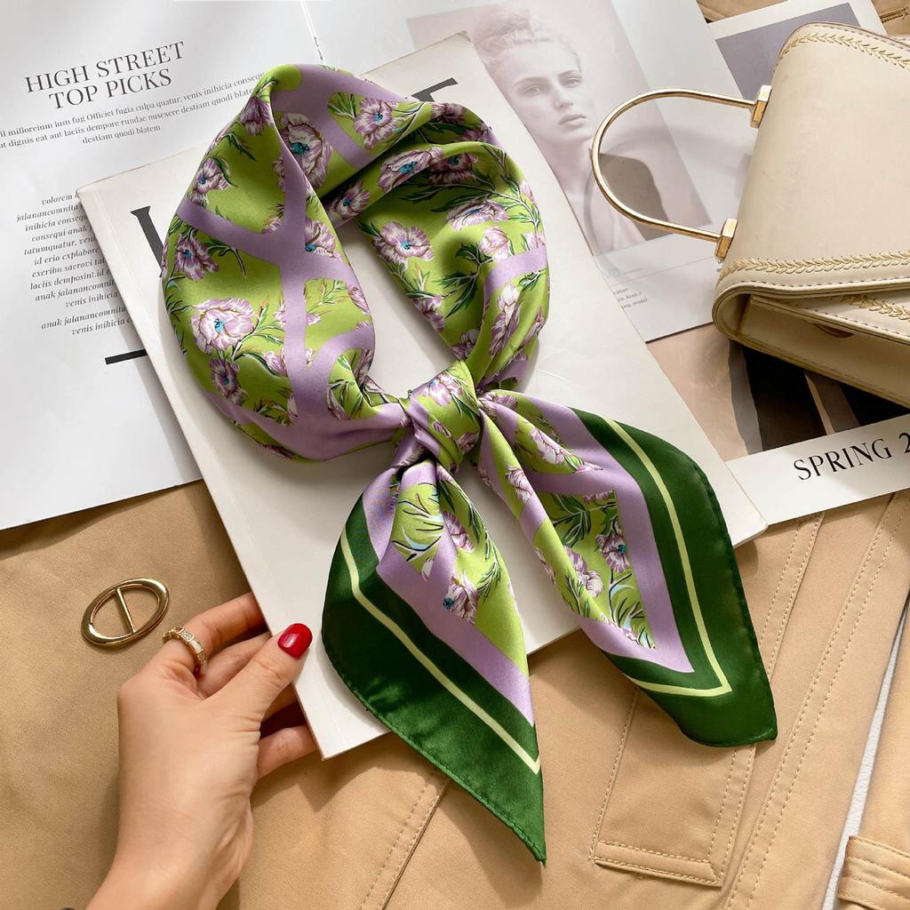 Blue and white temperament 71 small square scarf silk scarf women's new summer thin versatile fashion simple high-end scarf