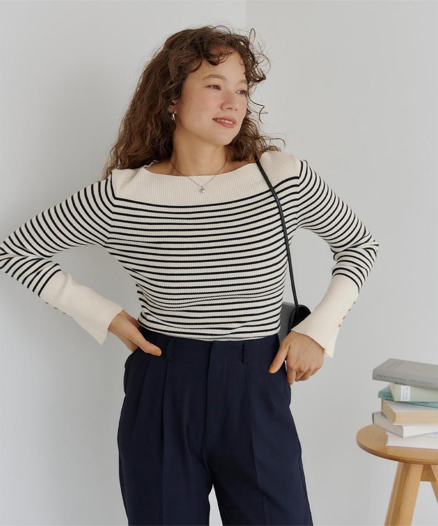 Titibait Boat Neck Knit with Gold Size White Buttons, Women's, S, (AYXP3048)