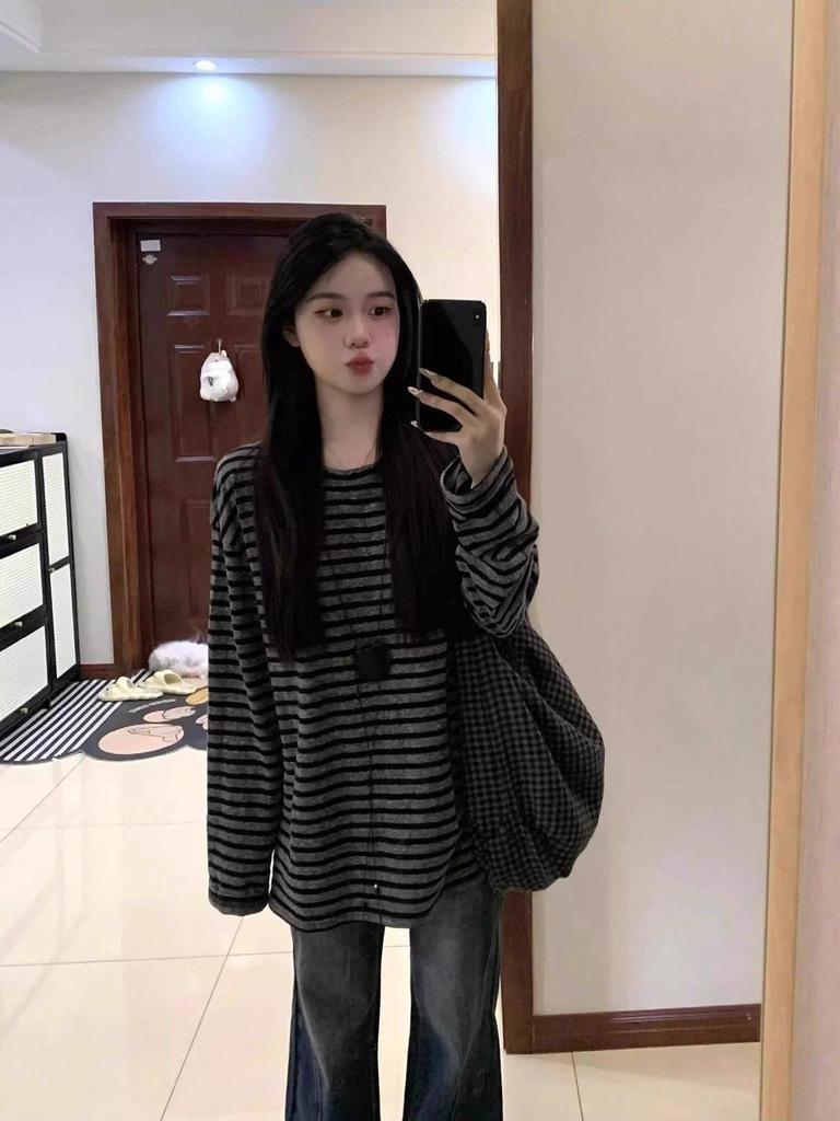 Women's Retro Black & Gray Striped Long-Sleeve T-Shirt - Korean Style, Loose Fit, Early Autumn Collection