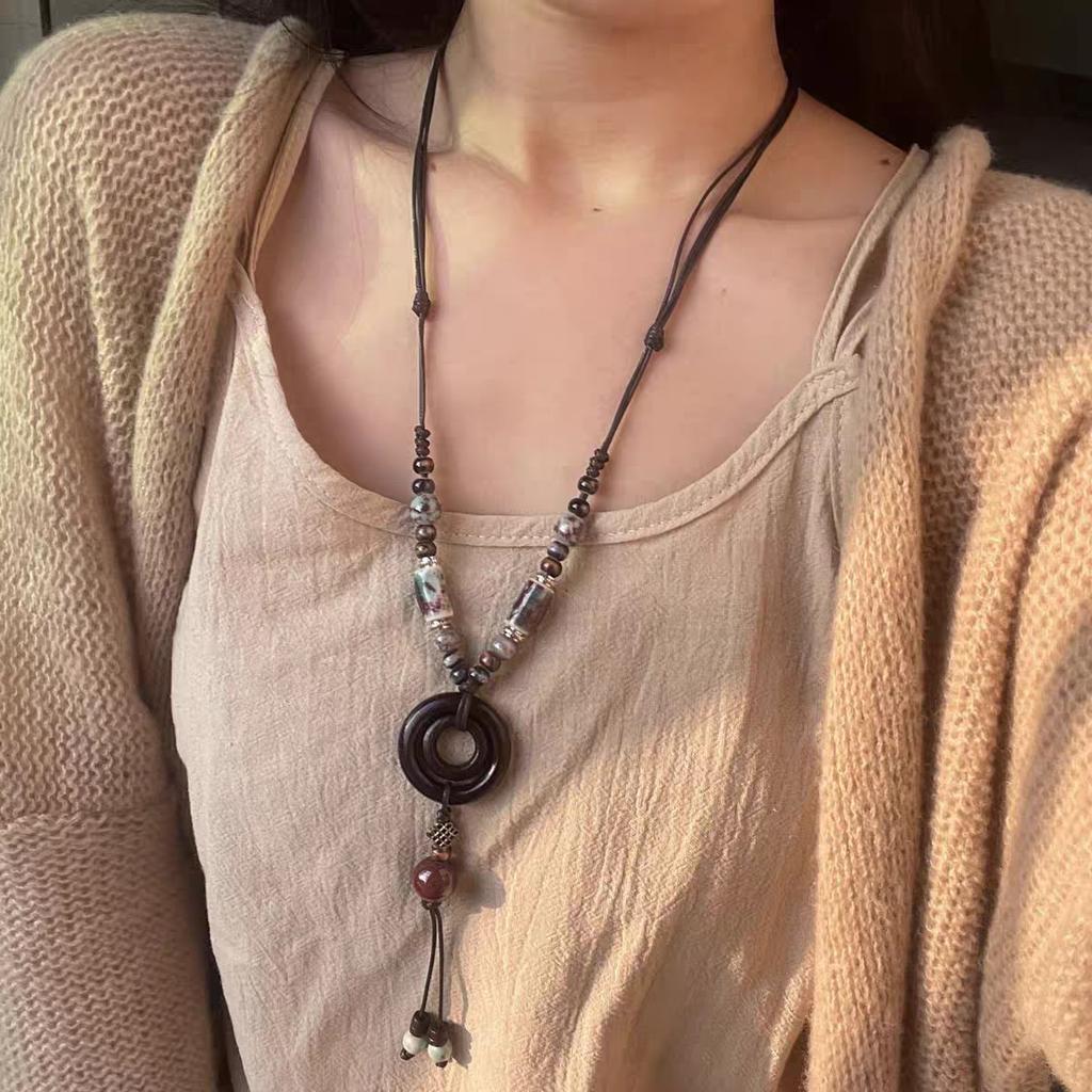 Light luxury elegant pearl water drop fringed rhinestone collarbone chain fashion temperament celebrity high sense necklace new trend