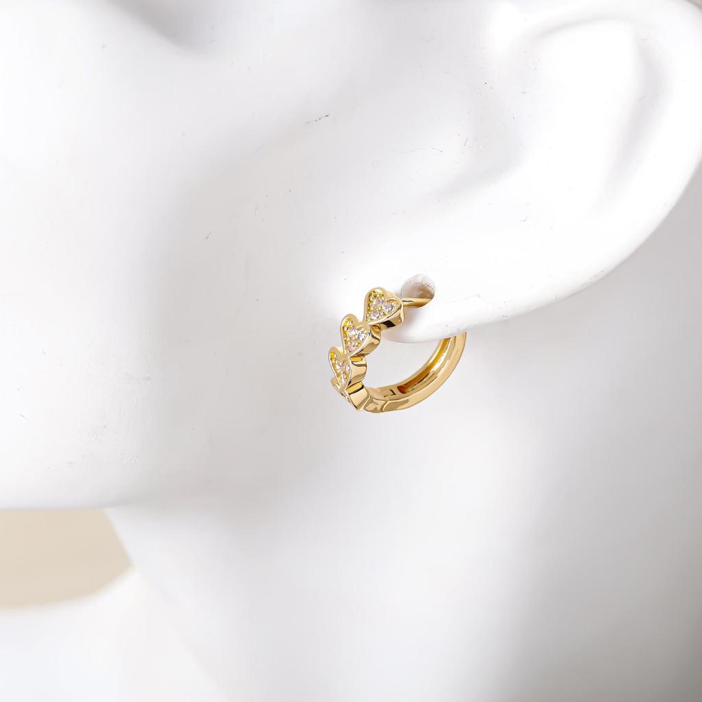 Elegant Heart Shape Earrings: Japanese-Korean Design, Exquisite Craftsmanship, High-End Accessory