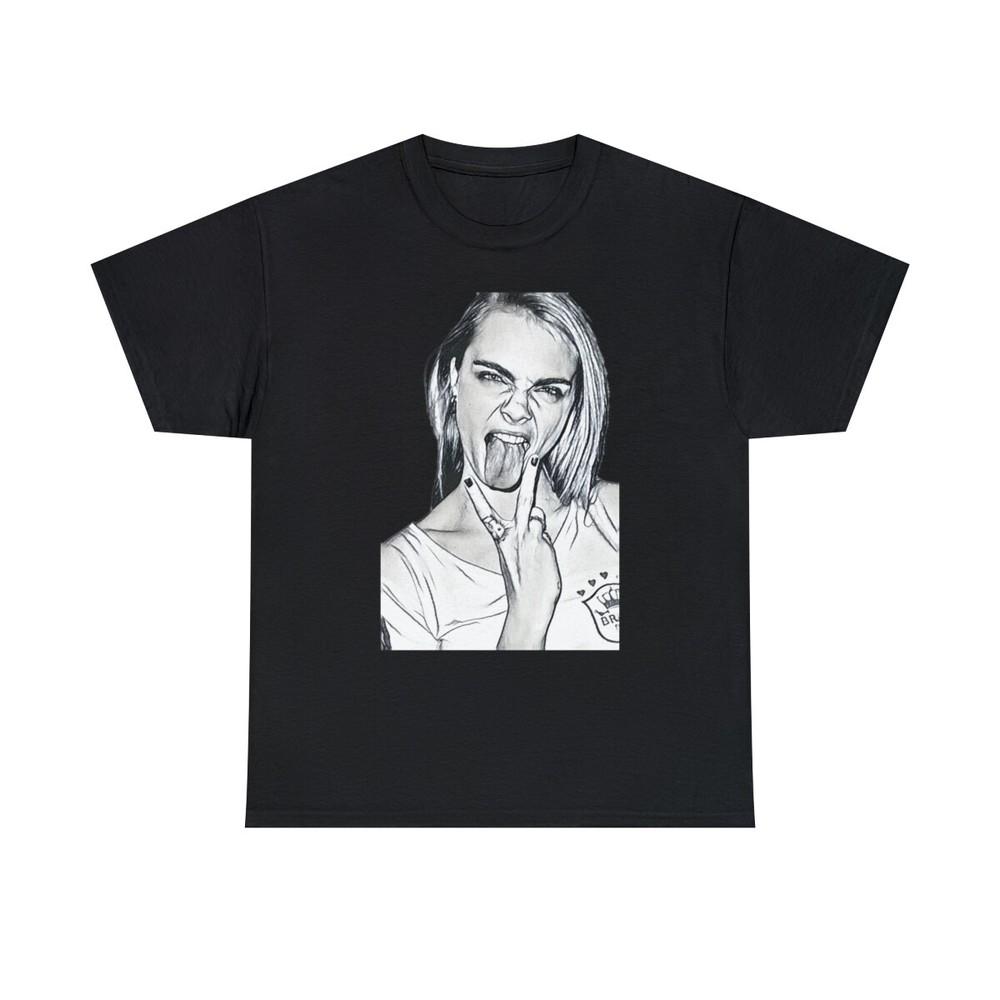 

Cara Delevingne Graphic Print Black and White Art Unisex Heavy Cotton T-Shirt XL