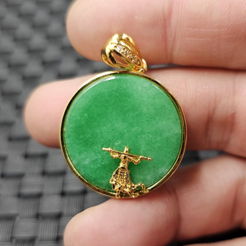 Emerald Green Jade Round Pendant Necklace – Sage Returns Design