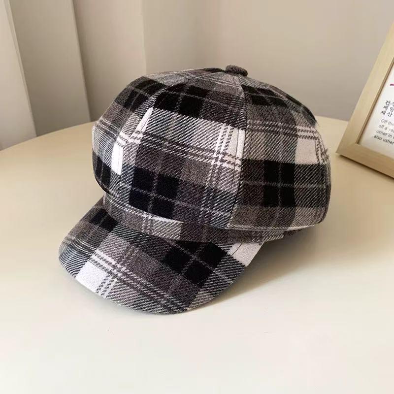 Chic Tweed Plaid Newsboy Beret Cap for Women