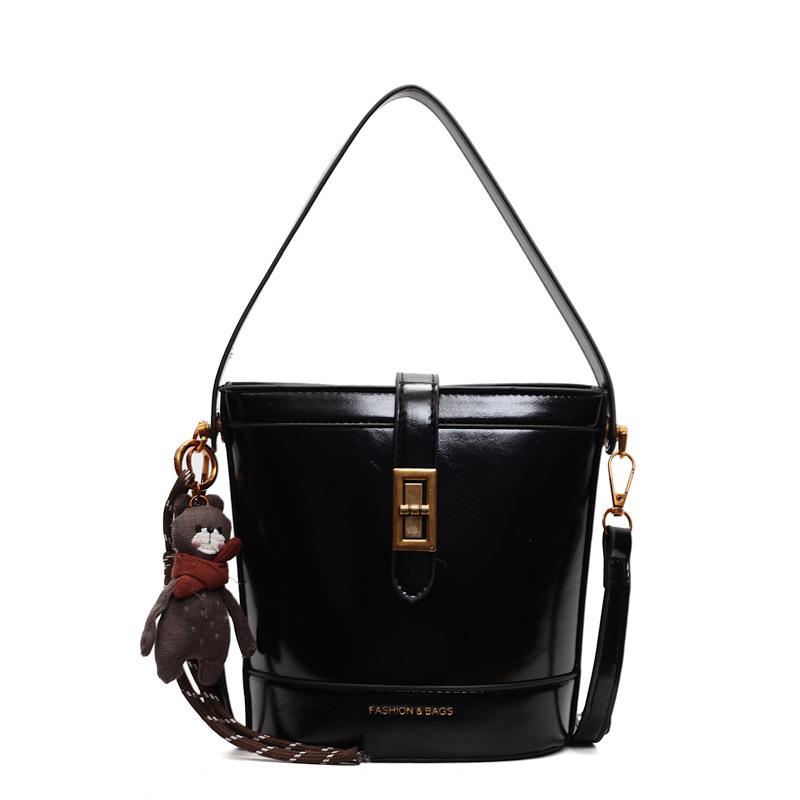 

Handheld Fashion Bag Women s New Casual Versatile Shoulder Bag no pendant чёрный