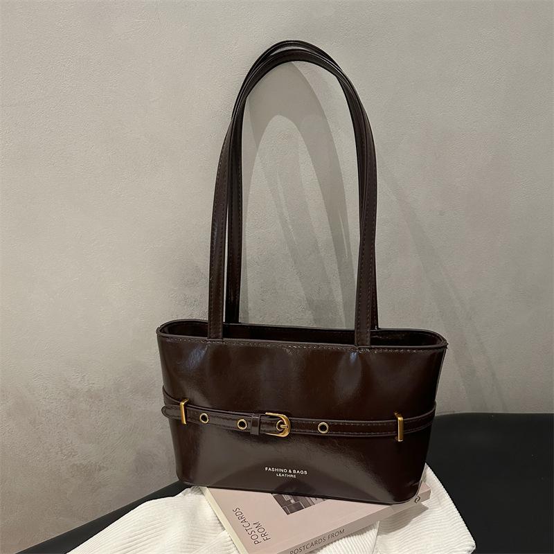 Fashionable, Sophisticated, Stylish and Simple Oil-wax Leather Shoulder Bag