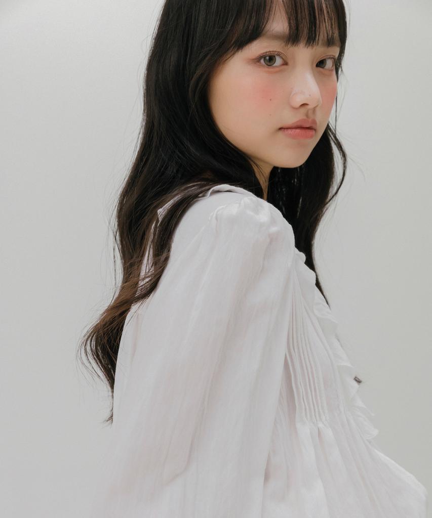 Mellotoli Frill Neck Pintuck Blouse (White)