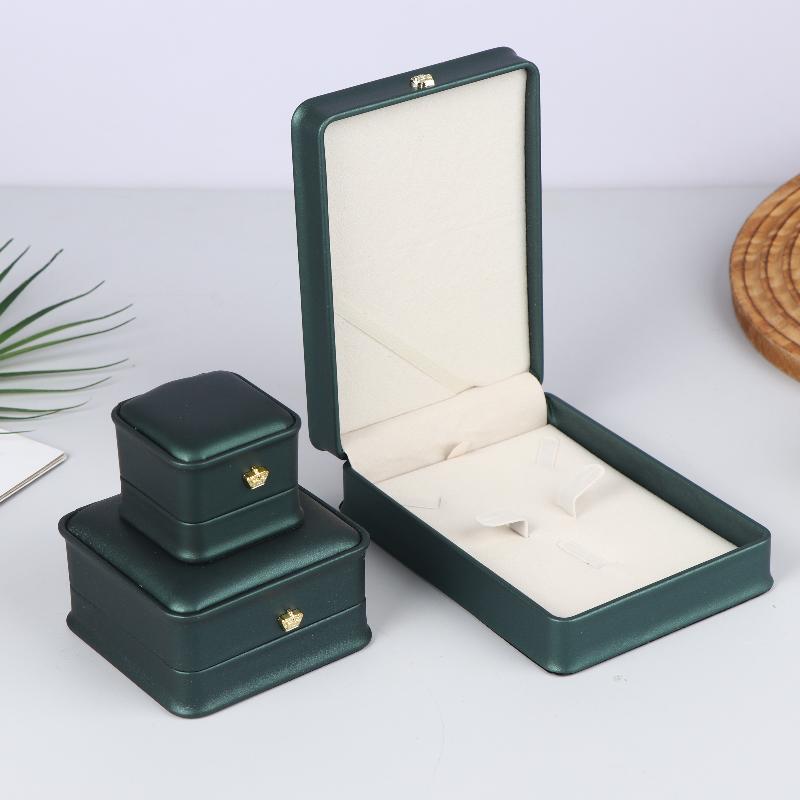 Boîte à Bijoux Bague Cuir PU Organisateur de Bijoux Bague Boucle d'Oreille Collier Pendentif Boîte Présentoir Cadeau Proposition Fiançailles Mariage