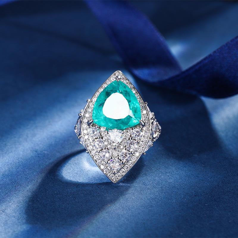 Jewelry Copper Bottom Gold-Plated Simulation Color Treasure Corundum Fat Triangle Light Luxury Ring Female 12 * 12