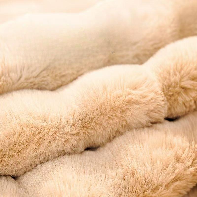 Soft Champagne Throw Blanket for Couch - Cozy Blanket Cute Fleece Throws for Girls, Teacher Gifts for Women Men Mom, Room Home Dorm Decor