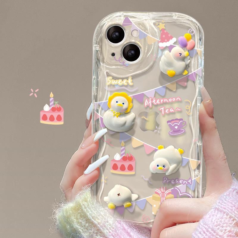

Подходит для чехла для мобильного телефона Apple 16pro IPhone 15 Милый мультяшный утенок Кукла Цепочка 14/13 Прозрачный силикон XR iPhone 6s