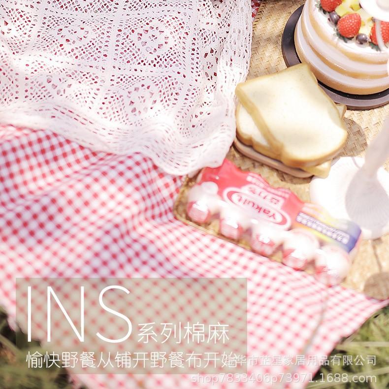Yellow picnic mat outdoor tablecloth camping floor mat moisture-proof fabric mat anti-thickened picnic floor mat household picnic cloth