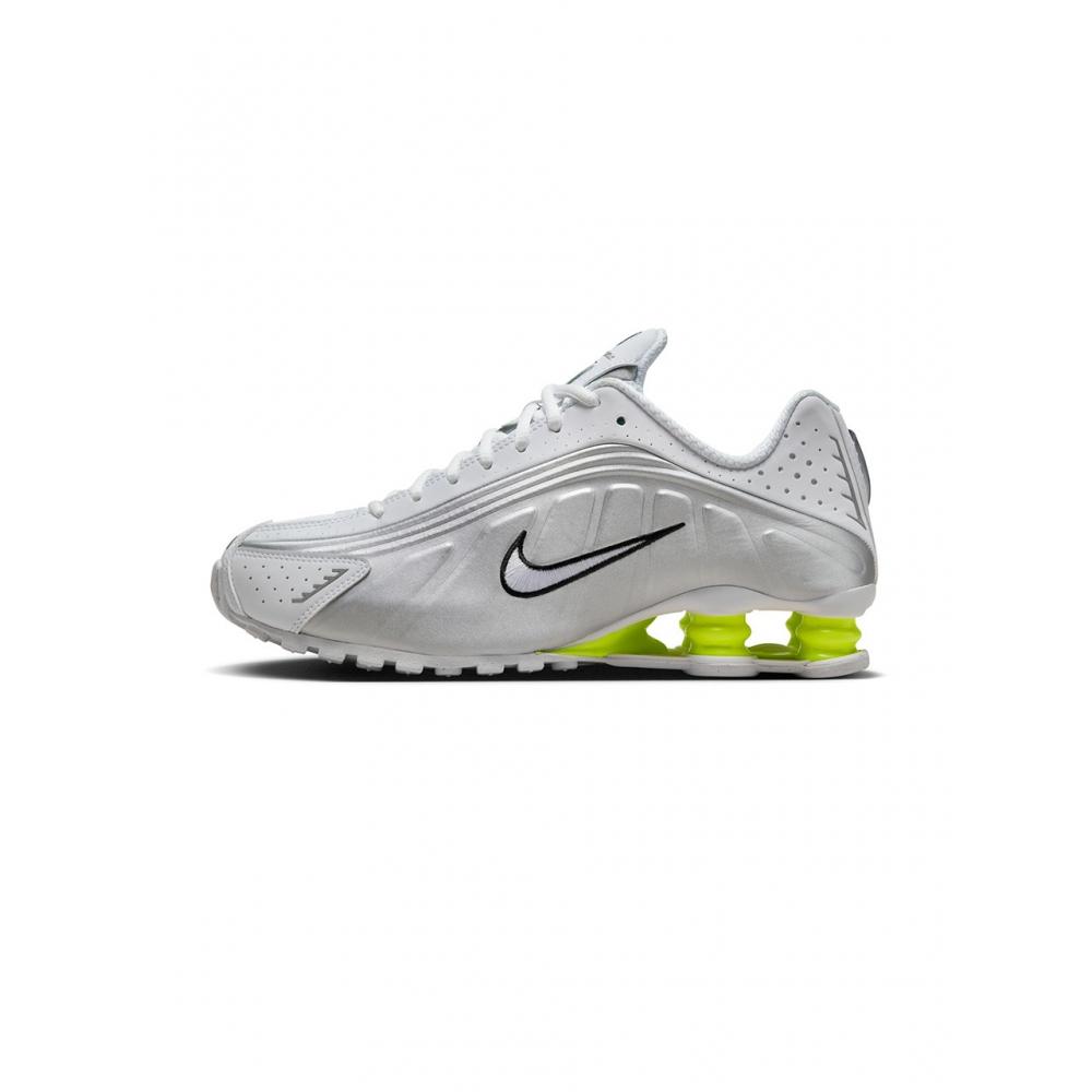 Nike Nike Shox R4