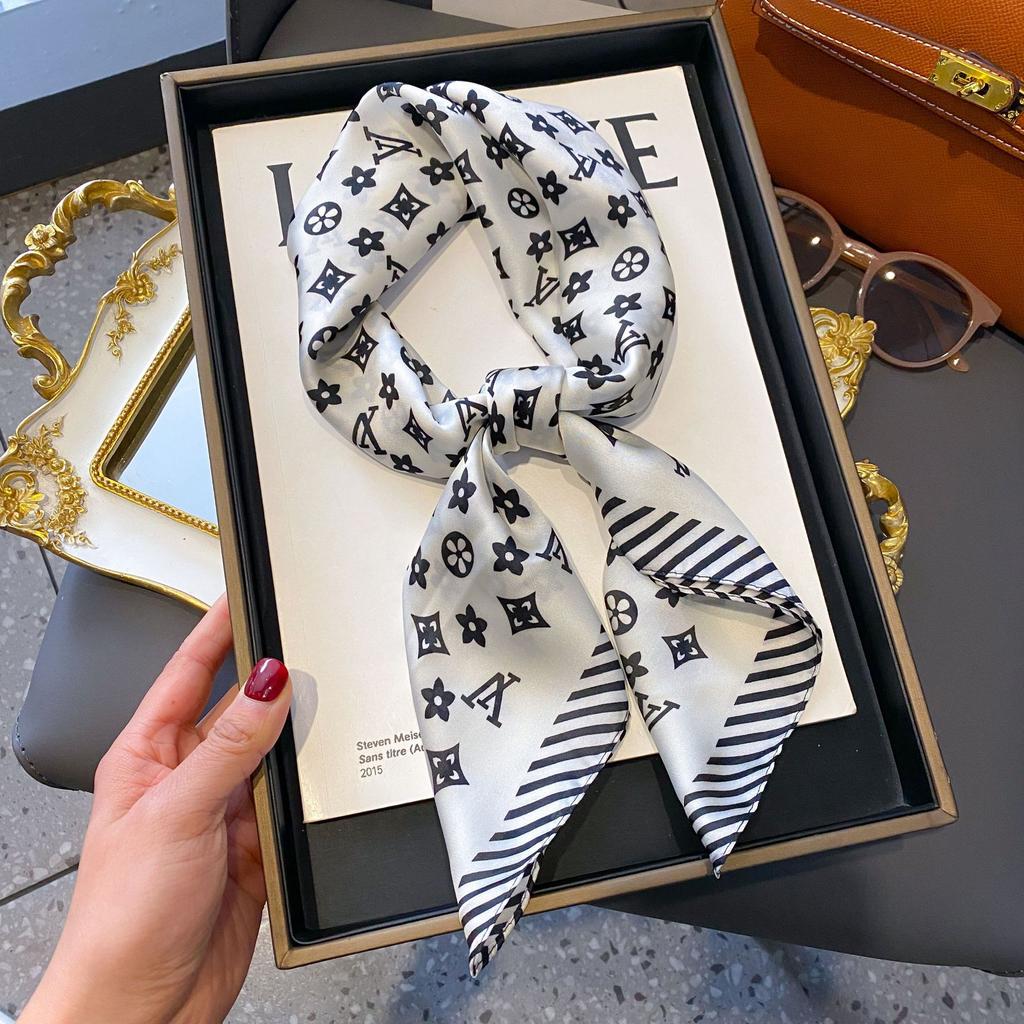 Small Silk Scarf Women'S Versatile High-End Decorative Square Scarf Professional Small Scarf Simulation Silk Korean Version Streamer Bag