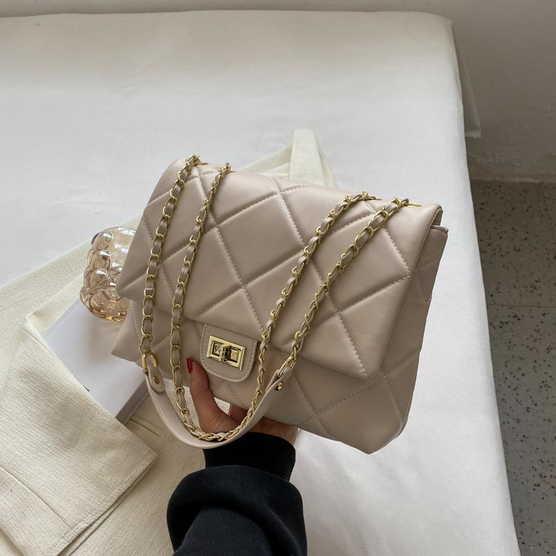 

Сумка-цепочка ромбовидной формы женская 2025 новая модная дорожная сумка через плечо простая и легкая сумка-мессенджер маленькая квадратная сумка бежевый