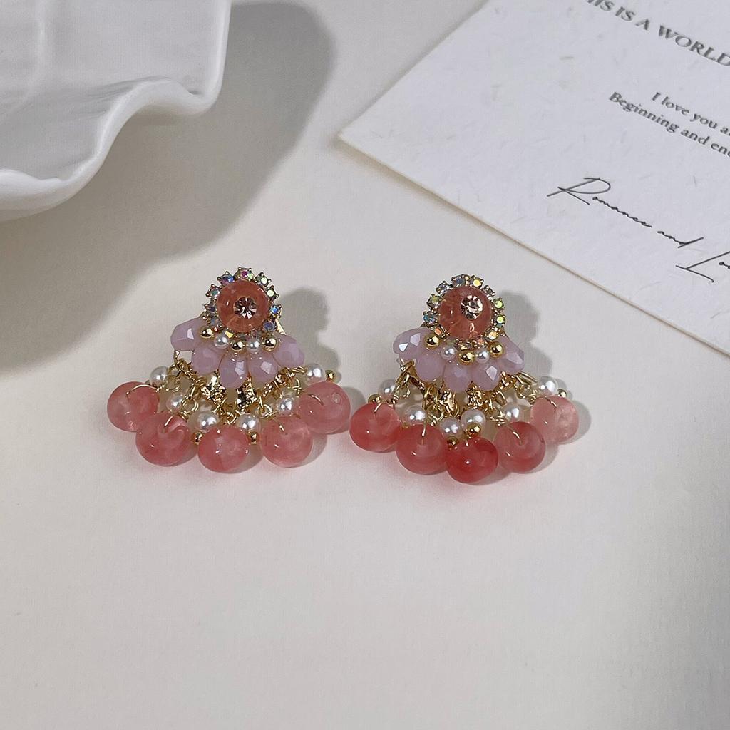 Retro fan-shaped crystal fringed earrings niche design sense natural stone stud earrings sweet light luxury high-end earrings women