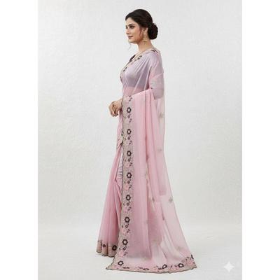 Premium Chiffon mit c Pallu Stickerei und Multi-Fadenarbeit mit Arco-Ausschnitt-Bordüre Saree