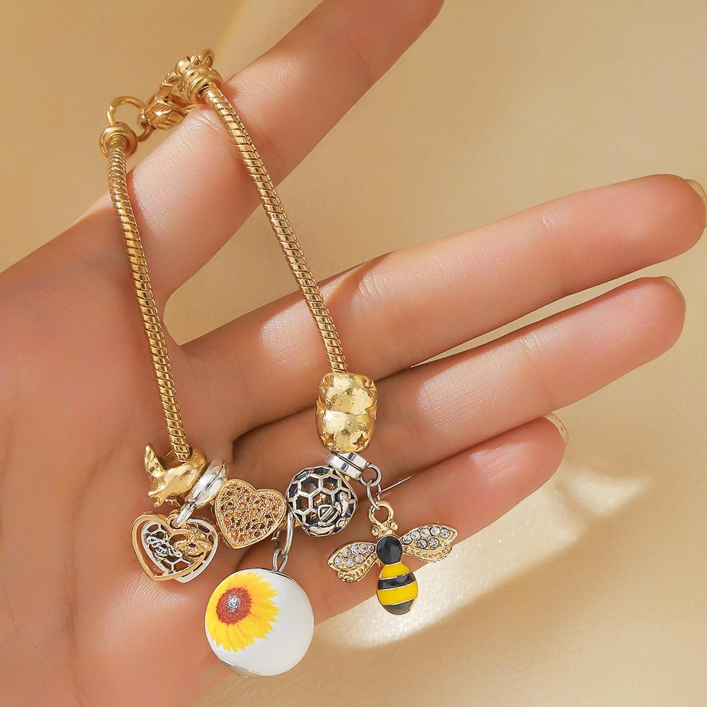 1 pièce de bracelet tendance Zircon à succès, style famille Pan, bracelet pendentif petite abeille pour femmes, bracelet de niche