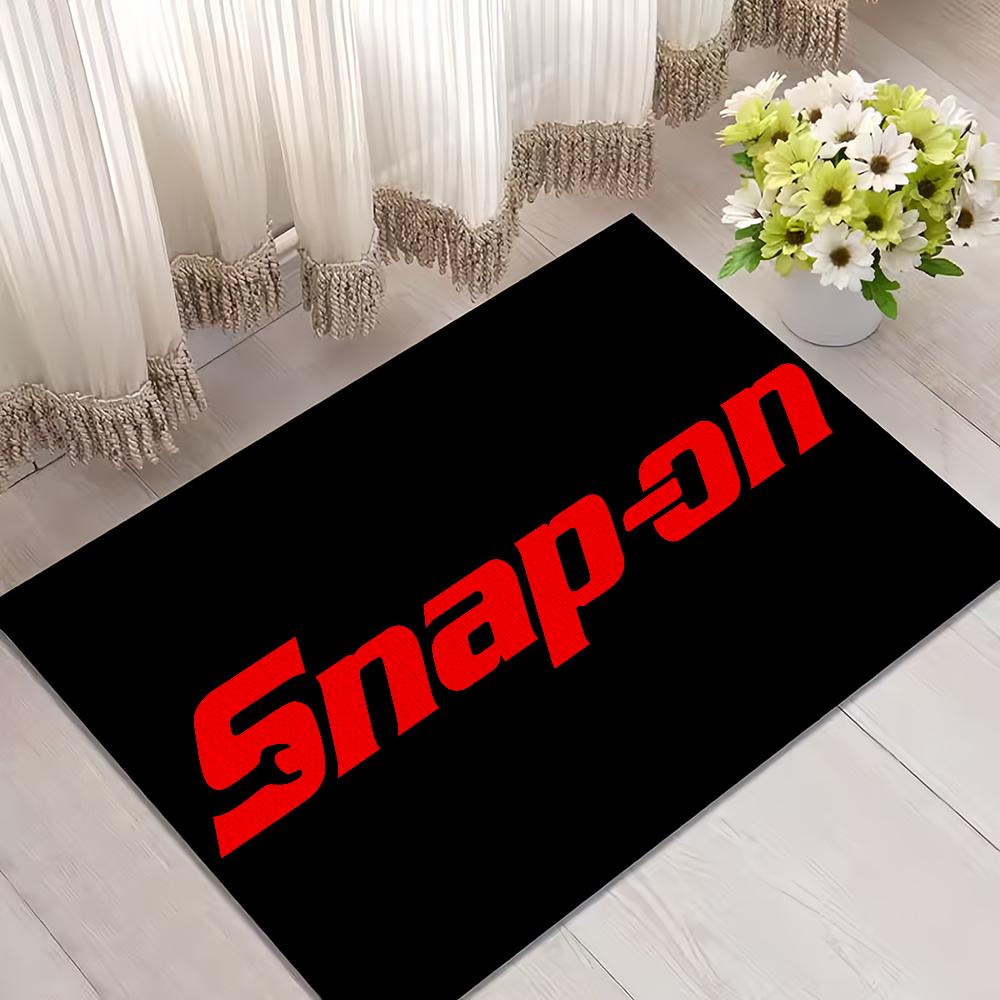 Brand S-snap on tools logo small carpet For House Bedroom Decoration Kitchen Bath Super Absorbent Rug Carpet Foot Non-slip
