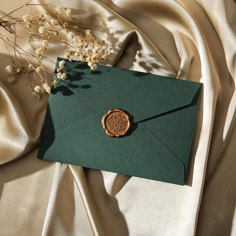 Sada listov s konopnou textúrou: Pečatidlo s voskom a pozvánky v retro štýle