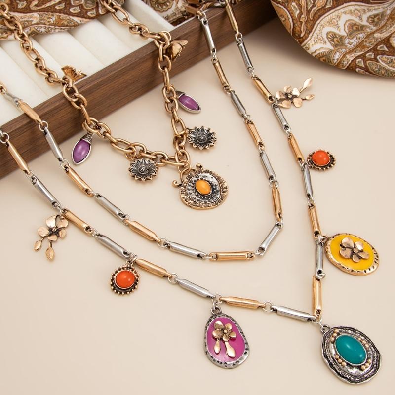 Sweet and Cool Style Multi Layer Necklace Set Heart Charm Geometric Chains Ideal for Office Dating Outfits