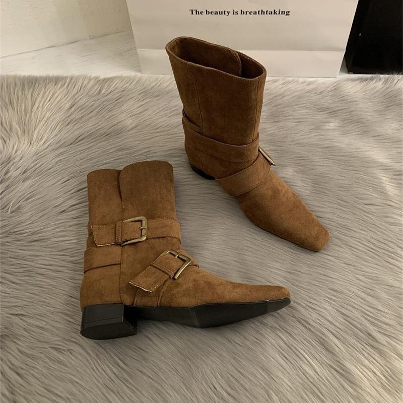 2025 Korean version of the new niche design retro French short boots small pointed western boots suede medium boots women's boots