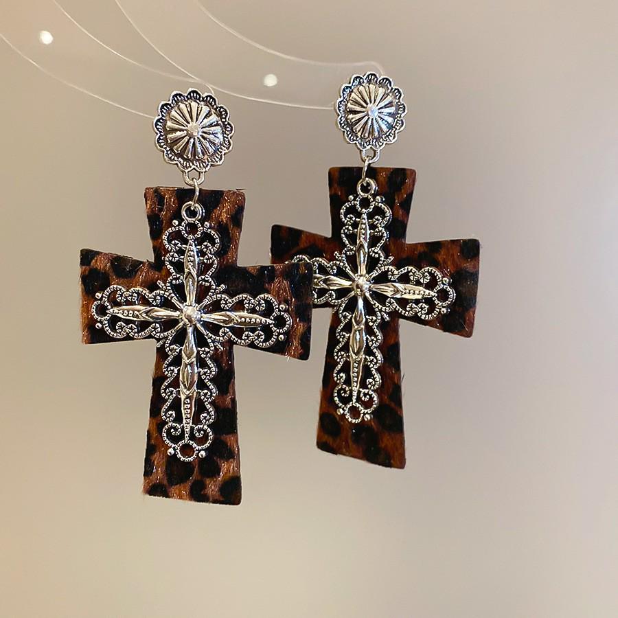 Vintage Ethnic Silver Needle Diamond Inlaid Round Flower Acrylic Resin Stud Earrings for Women