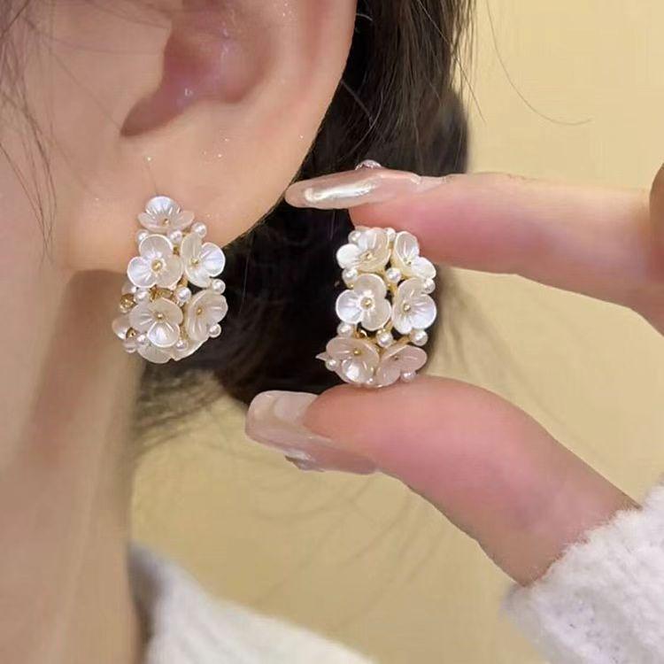 Elegant Retro French Pearl Flower Hoop Earrings