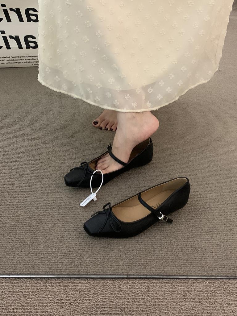 Niche slope heel black French Mary Jane single shoes women's shoes 2025 new spring and autumn evening breeze commuter grandma shoes