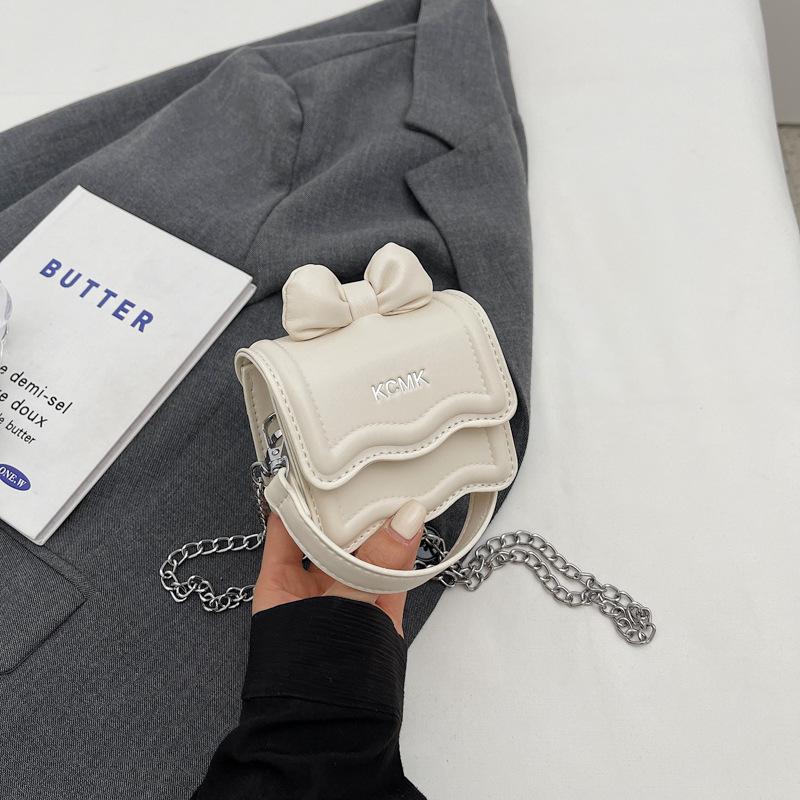 

2024 Trendy Parent-Child Bow Shaped Crossbody Bag for Women & Kids