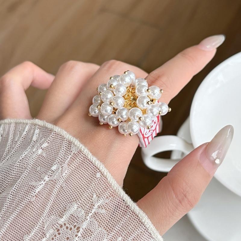 Bead Cluster Statement Ring with Open Adjustable Band, Vintage Style Fashion Accessory for Daily Outfits and Dates