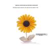 Exquisite Daisy Sunflower Brooch for Women - Elegant Gaokao Gift or Suit Accessory