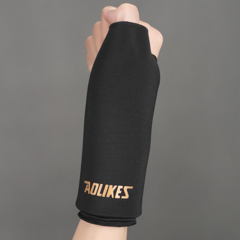 Adjustable Protective Immobilizer For Thumb Black Sports Wristband New Splint Fractures  Men Women