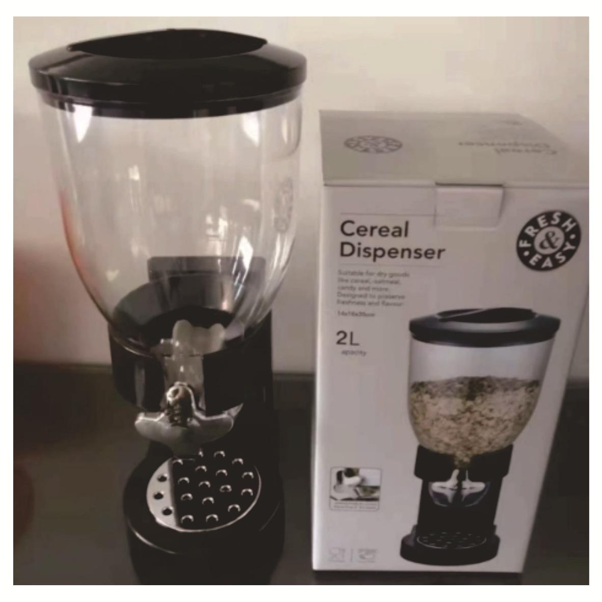 Cereal dispenser, cereal dispenser, food storage tank for miscellaneous grains, cereal bucket