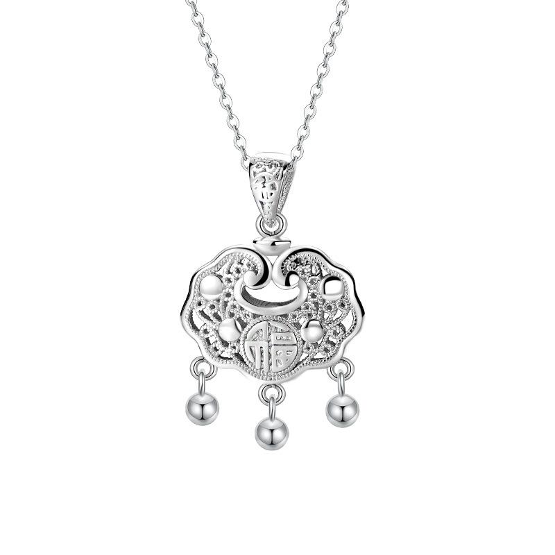 New Chinese Style Safety Lock Necklace, Women's Tassels, Light Luxury, Niche, and High-end Sense of The Original Year Clavicle Chain