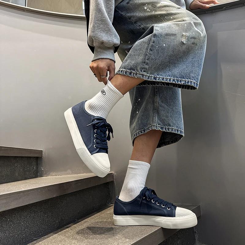 Men's Canvas Shoes Versatile Lightweight and Comfortable Student Shoes Fashionable Trendy Simple and Casual Board Shoes
