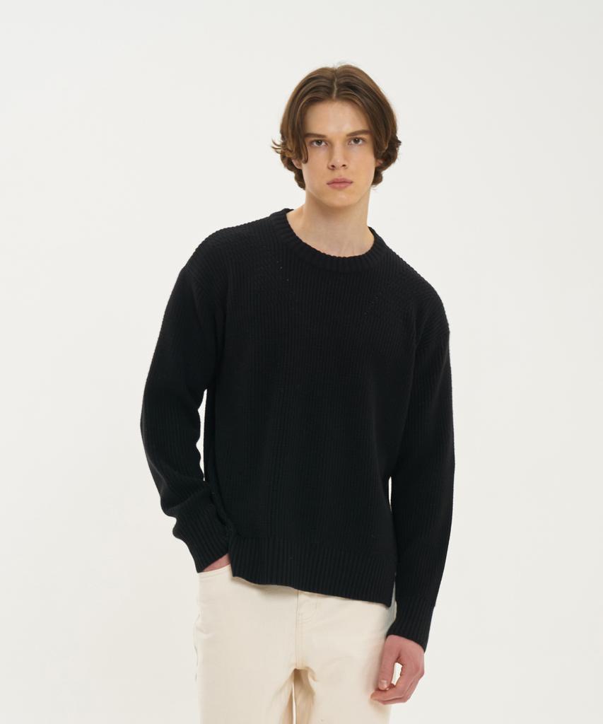BLOND9 Asymmetrical Wool Crew Neck Pullover_Black