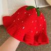 Chapeau de pêcheur fait main mignon Design fraise Chapeau bassine chaud Chapeau tricoté rouge pour fille