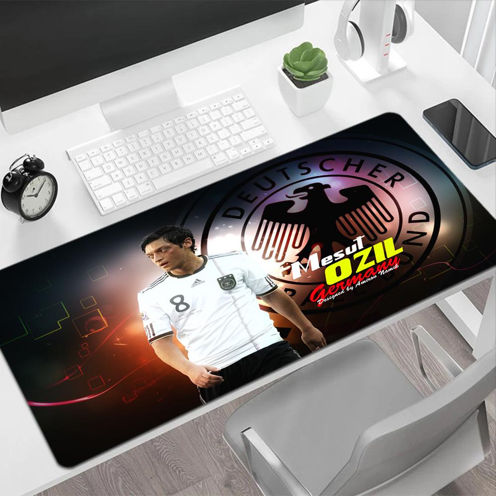 Germany's Mesut Özil Gaming Mouse Pad Keyboard Pad Desktop Mouse Pad Non-Slip Rubber Bottom Office and Gaming Desk Decoration
